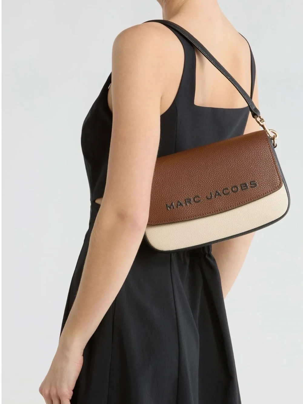 Marc Jacobs “the bold” the saddle Pebbled Leather Crossbody